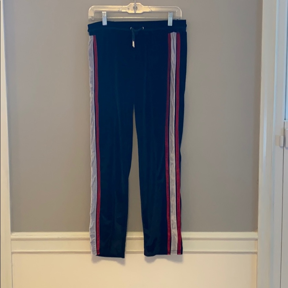 Women’s sweatpants
